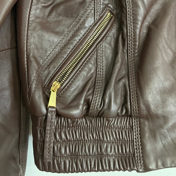 Soft & Comfy Leather Bomber Jacket with Faux Fur - Picture 5 of 9